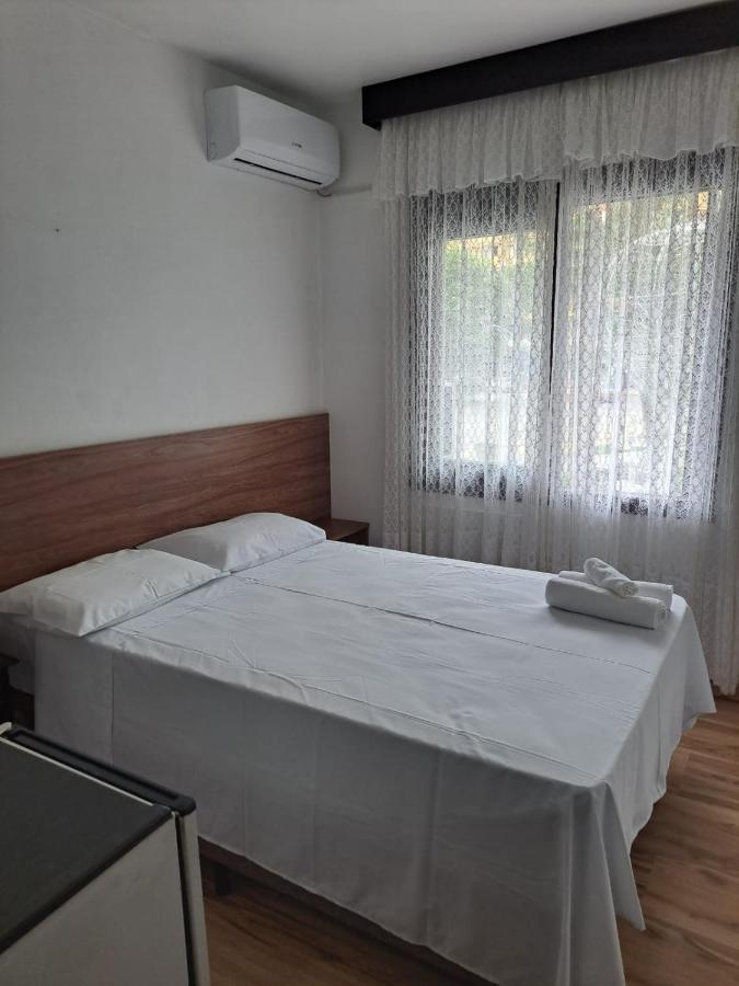 Vitoria Torres Hotel Esterno foto